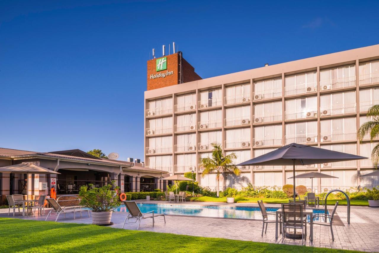 Holiday Inn - Bulawayo, An Ihg Hotel Exteriör bild