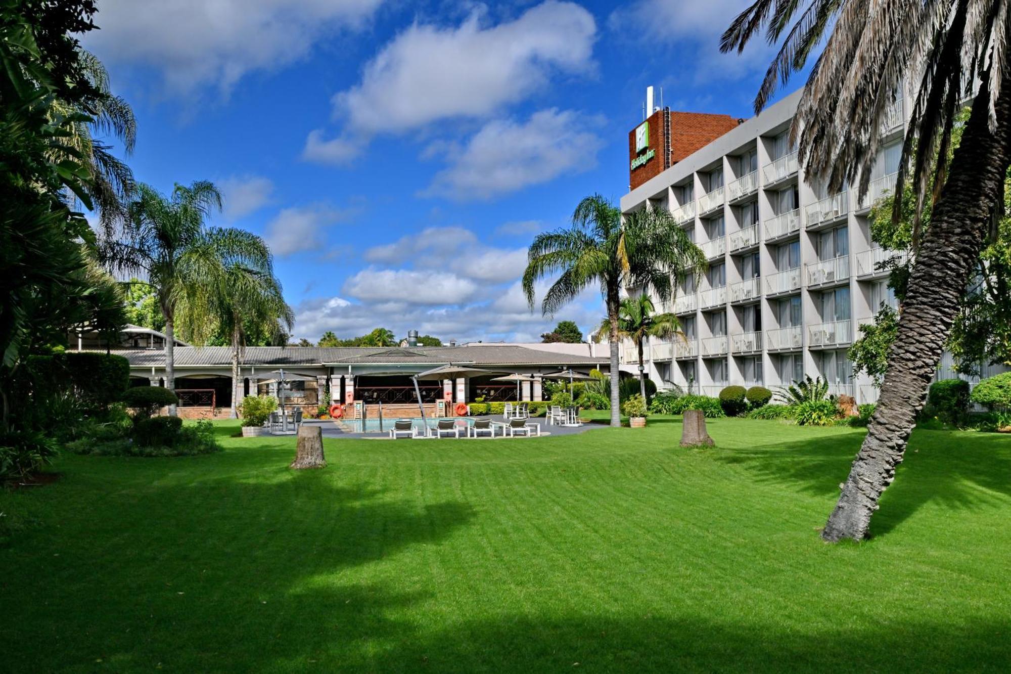 Holiday Inn - Bulawayo By Ihg Exteriör bild